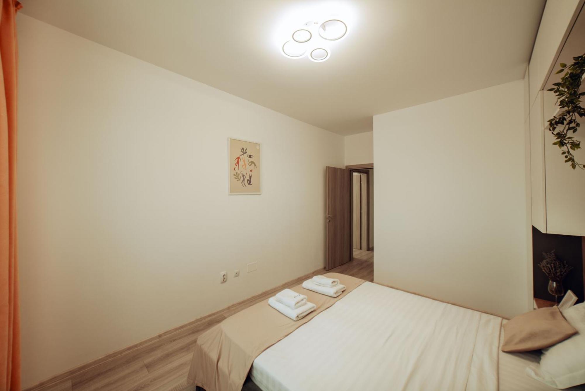 Cozy Apartments - One Residence Iasi Ngoại thất bức ảnh