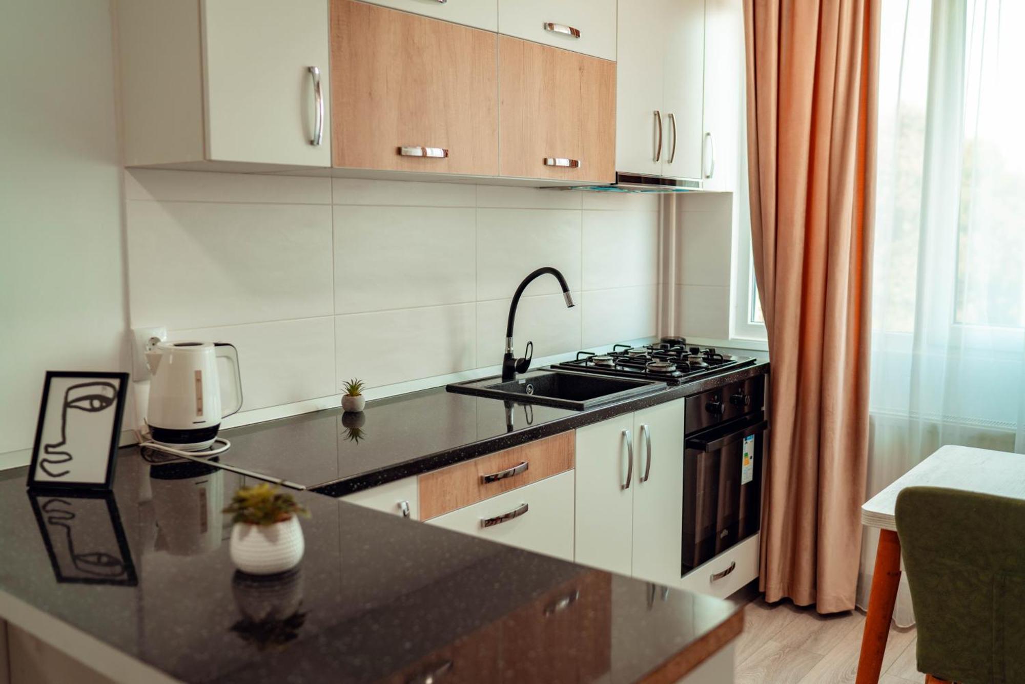 Cozy Apartments - One Residence Iasi Ngoại thất bức ảnh