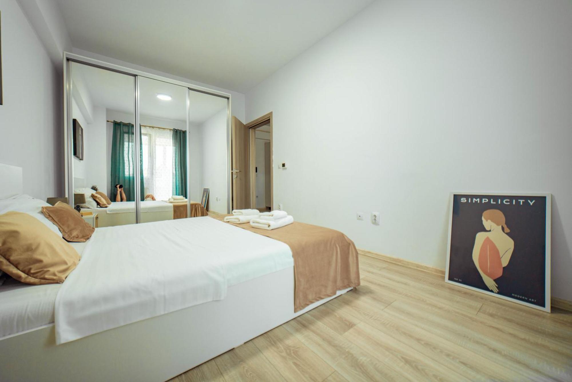 Cozy Apartments - One Residence Iasi Ngoại thất bức ảnh