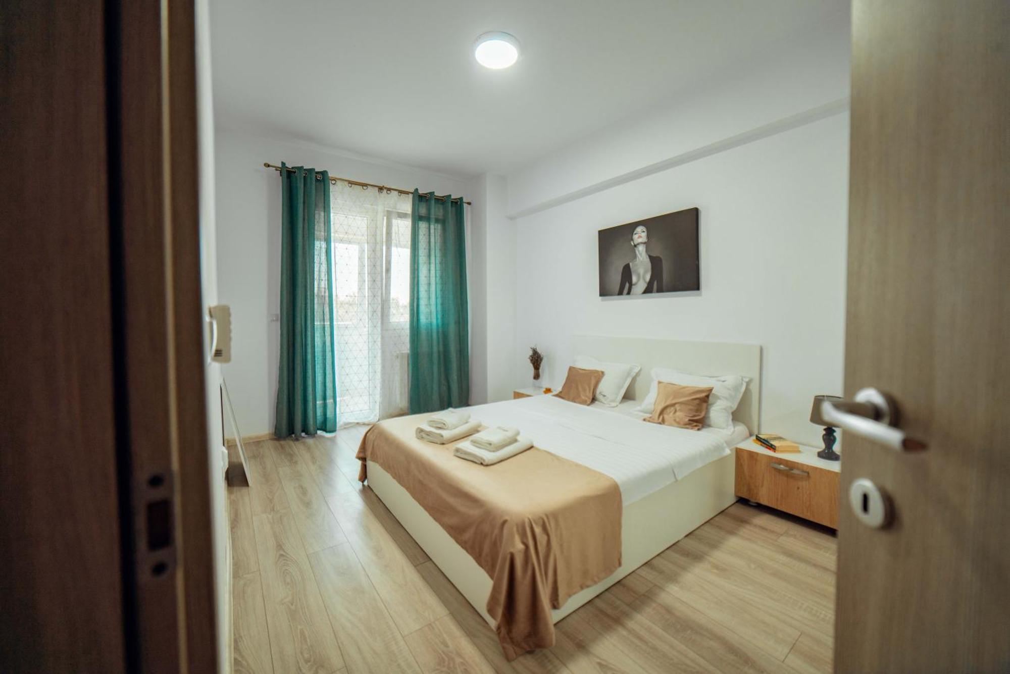 Cozy Apartments - One Residence Iasi Ngoại thất bức ảnh